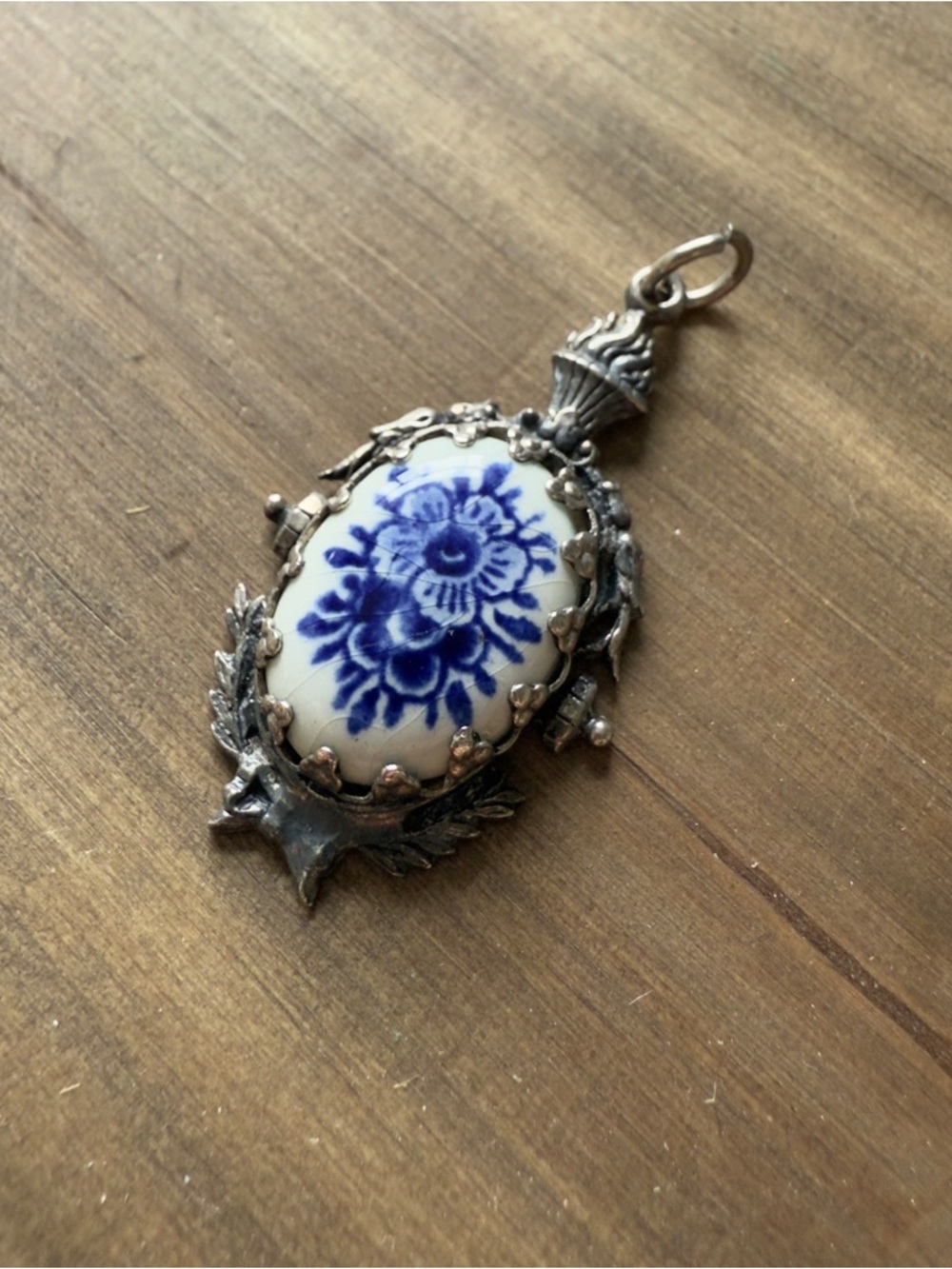 ✨ Vintage Porcelain Pendant – Blue Floral Cameo Style ✨